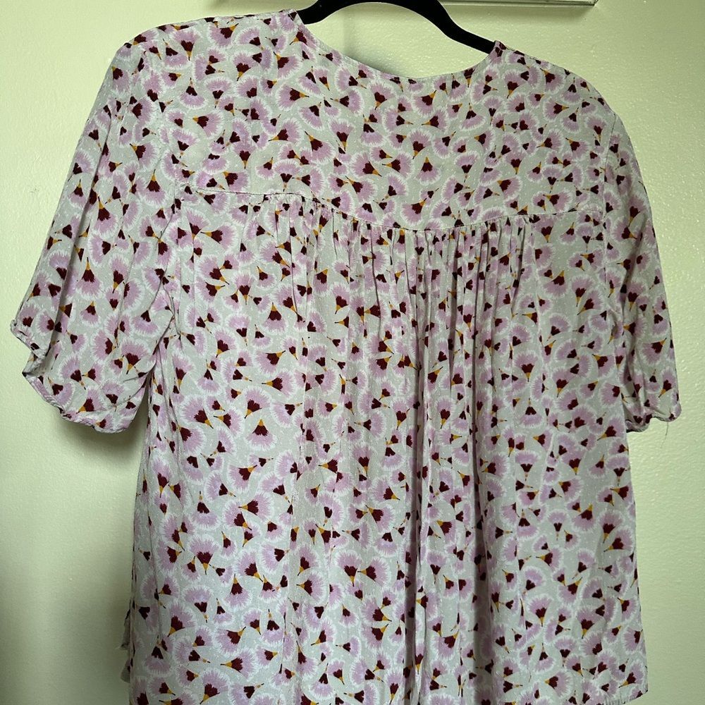 H&M Flowy Blouse Top Printed Swing Top Women's size 2 Pink Purple - Picture 2 of 4